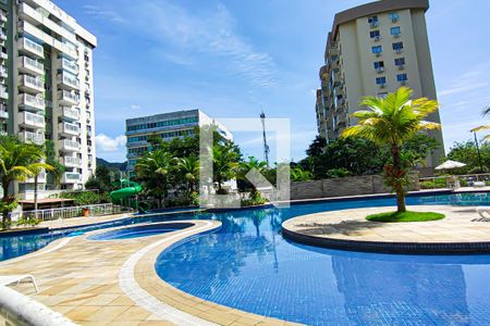 Apartamento à venda com 72m², 2 quartos e 1 vagaÁrea comum