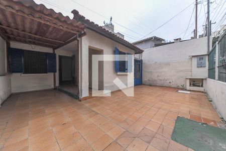 Garagem de casa à venda com 3 quartos, 110m² em Vila da Saúde, São Paulo