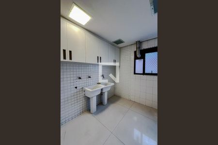 Apartamento para alugar com 217m², 4 quartos e 4 vagasÁrea de Serviço