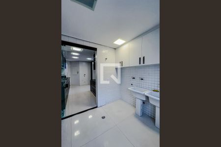 Apartamento para alugar com 217m², 4 quartos e 4 vagasÁrea de Serviço