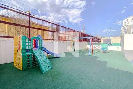 Apartamento para alugar com 217m², 4 quartos e 4 vagasÁrea comum - Playground