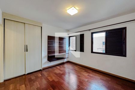 Apartamento para alugar com 217m², 4 quartos e 4 vagasSuíte 1