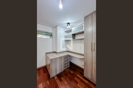 Apartamento para alugar com 217m², 4 quartos e 4 vagasSuíte 1