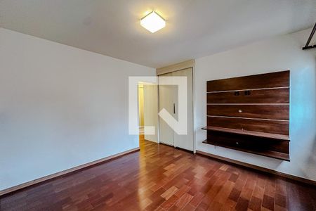 Apartamento para alugar com 217m², 4 quartos e 4 vagasSuíte 1