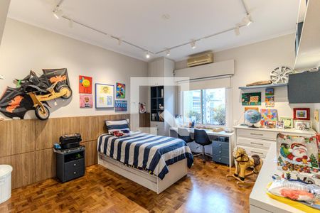 Apartamento para alugar com 323m², 3 quartos e 2 vagasQuarto 2