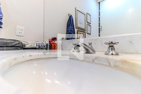 Apartamento para alugar com 323m², 3 quartos e 2 vagasBanheiro da Suíte