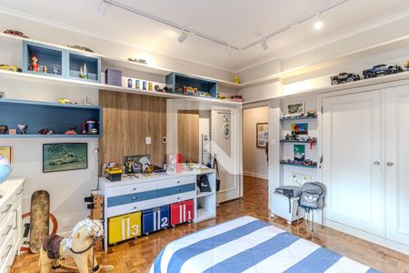 Apartamento para alugar com 323m², 3 quartos e 2 vagasQuarto 2