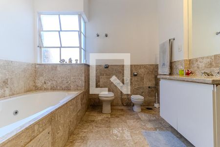 Apartamento para alugar com 323m², 3 quartos e 2 vagasBanheiro Social