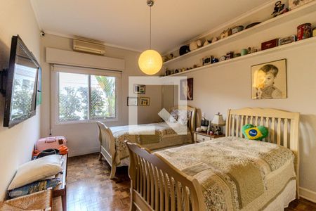 Apartamento para alugar com 323m², 3 quartos e 2 vagasQuarto 1