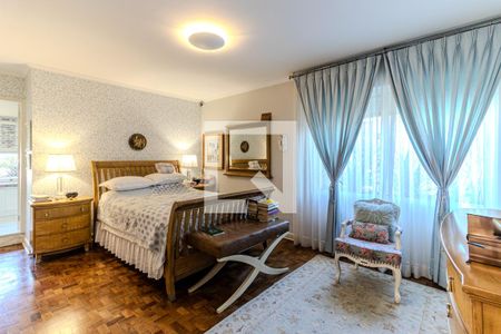 Apartamento para alugar com 323m², 3 quartos e 2 vagasSuíte