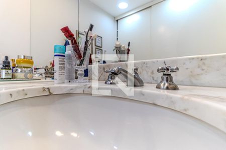 Apartamento para alugar com 323m², 3 quartos e 2 vagasBanheiro da Suíte