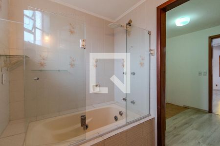 Casa à venda com 325m², 3 quartos e 2 vagasBanheiro da Suíte 2