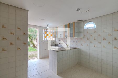 Casa à venda com 325m², 3 quartos e 2 vagasCozinha