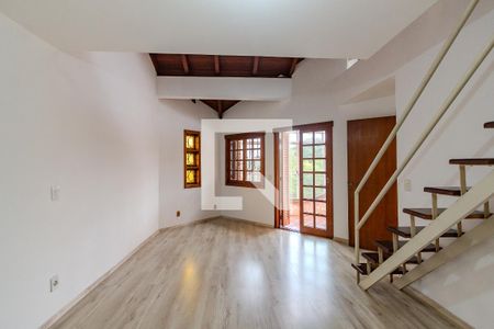 Casa à venda com 325m², 3 quartos e 2 vagasSuíte 2