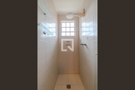 Casa à venda com 325m², 3 quartos e 2 vagasBanheiro da Suíte 1