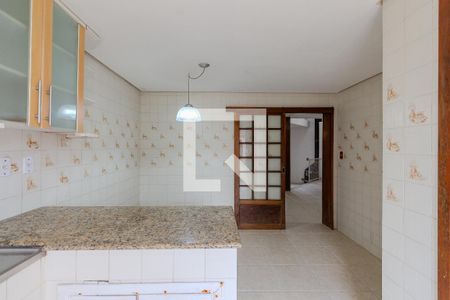 Casa à venda com 325m², 3 quartos e 2 vagasCozinha