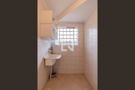 Casa à venda com 325m², 3 quartos e 2 vagasÁrea de Serviço