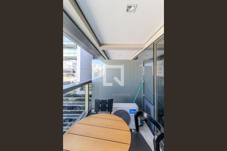 Varanda de kitnet/studio à venda com 1 quarto, 29m² em República, São Paulo