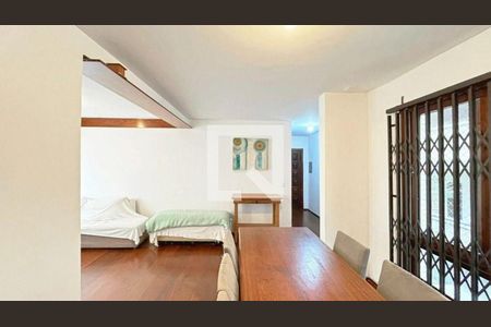 Apartamento à venda com 3 quartos, 110m² em São João, Porto Alegre