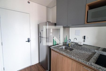Cozinha de kitnet/studio à venda com 1 quarto, 23m² em Vila Clementino, São Paulo
