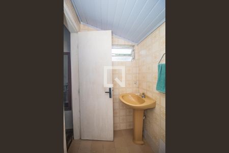 Banheiro 3 de casa à venda com 6 quartos, 408m² em Cristal, Porto Alegre