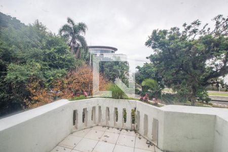 Vista de casa à venda com 6 quartos, 408m² em Cristal, Porto Alegre