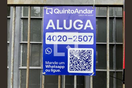 Fachada plaquinha de casa à venda com 3 quartos, 97m² em Brás, São Paulo