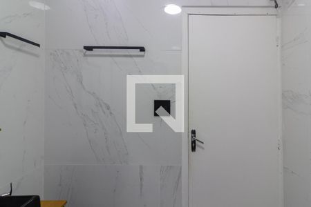 Banheiro de apartamento para alugar com 1 quarto, 33m² em Brooklin, São Paulo
