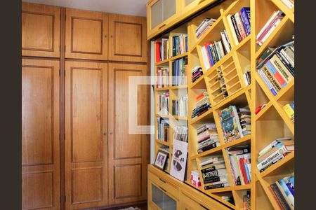 Apartamento à venda com 271m², 4 quartos e 3 vagasQuarto 4