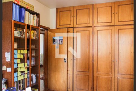 Apartamento à venda com 271m², 4 quartos e 3 vagasQuarto 4