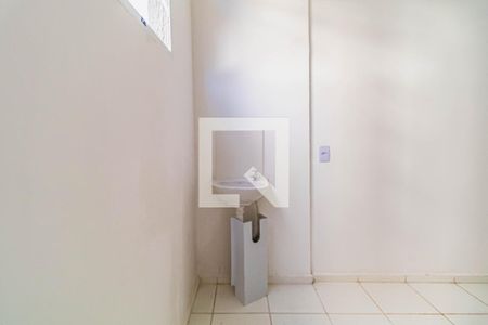 Banheiro de apartamento à venda com 1 quarto, 41m² em Jardim Gilda Maria, São Paulo