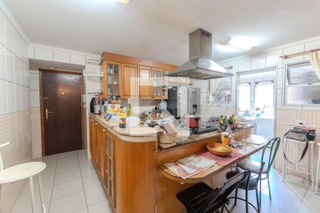 Cozinha de apartamento à venda com 4 quartos, 175m² em Bela Vista, São Paulo