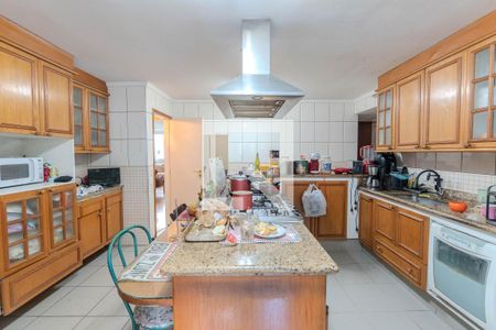 Cozinha de apartamento à venda com 4 quartos, 175m² em Bela Vista, São Paulo