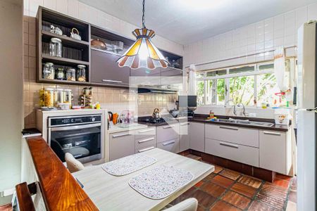 Cozinha de casa à venda com 4 quartos, 1200m² em Cidade São Francisco, São Paulo