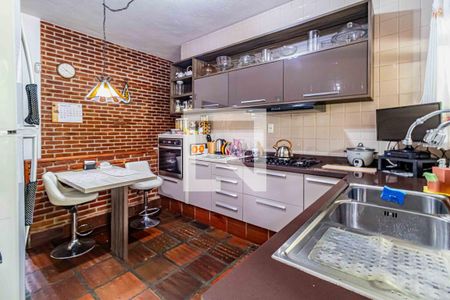 Cozinha de casa à venda com 4 quartos, 1200m² em Cidade São Francisco, São Paulo