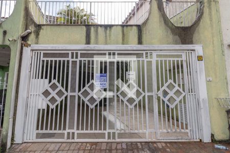 Casa à venda com 155m², 3 quartos e 2 vagas Casa à venda com 155m², 3 quartos e 2 vagasFachada + Plaquinha