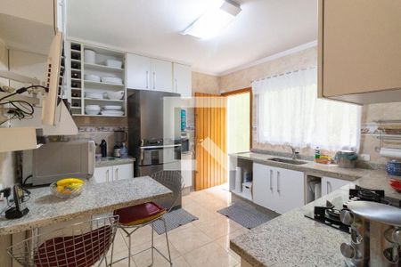 Casa à venda com 155m², 3 quartos e 2 vagas Casa à venda com 155m², 3 quartos e 2 vagasCozinha