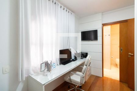 Casa à venda com 155m², 3 quartos e 2 vagas Casa à venda com 155m², 3 quartos e 2 vagasQuarto 2 - Suíte