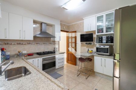 Casa à venda com 155m², 3 quartos e 2 vagas Casa à venda com 155m², 3 quartos e 2 vagasCozinha