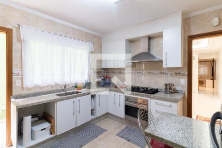 Casa à venda com 155m², 3 quartos e 2 vagas Casa à venda com 155m², 3 quartos e 2 vagasCozinha