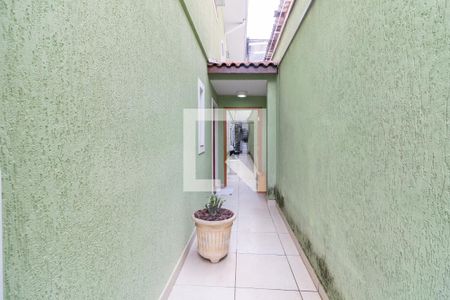 Casa à venda com 155m², 3 quartos e 2 vagas Casa à venda com 155m², 3 quartos e 2 vagasCorredor