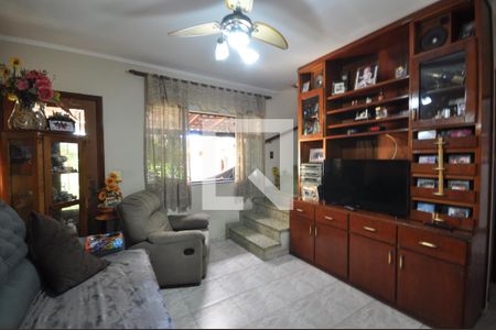 Sala de casa à venda com 3 quartos, 325m² em Vila Santa Terezinha (zona Norte), São Paulo