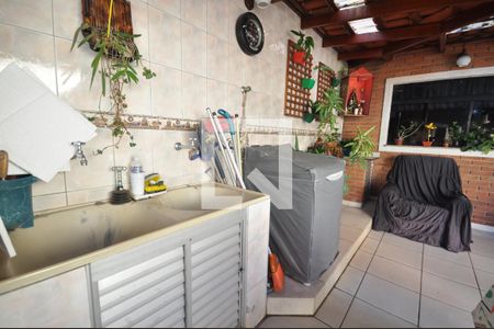 Casa à venda com 325m², 3 quartos e 4 vagasÁrea de Serviço