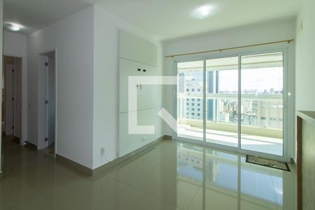 Sala de apartamento para alugar com 2 quartos, 69m² em Centro, Campinas