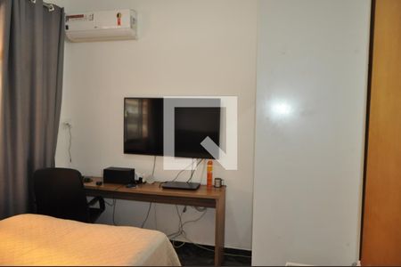 Quarto 2 de apartamento à venda com 3 quartos, 250m² em Sampaio, Rio de Janeiro