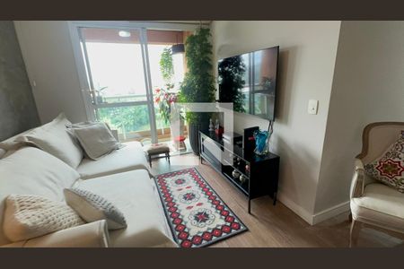 Sala de TV de apartamento à venda com 3 quartos, 77m² em Bethaville I, Barueri