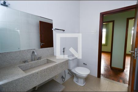 Banheiro Social de casa à venda com 5 quartos, 280m² em Colégio Batista, Belo Horizonte
