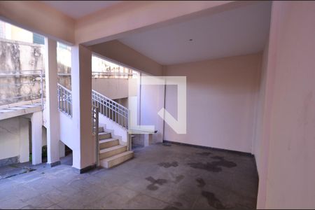 Garagem de casa à venda com 5 quartos, 280m² em Colégio Batista, Belo Horizonte