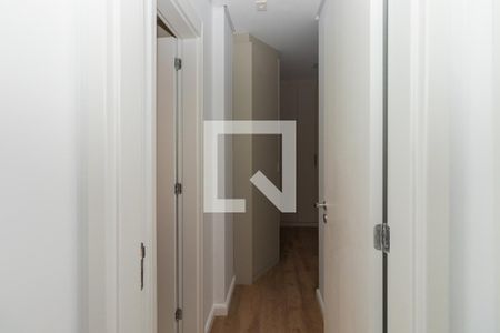 Corredor de apartamento para alugar com 2 quartos, 130m² em Água Branca, São Paulo
