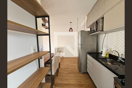 Cozinha de apartamento para alugar com 1 quarto, 40m² em Vila Deodoro, São Paulo